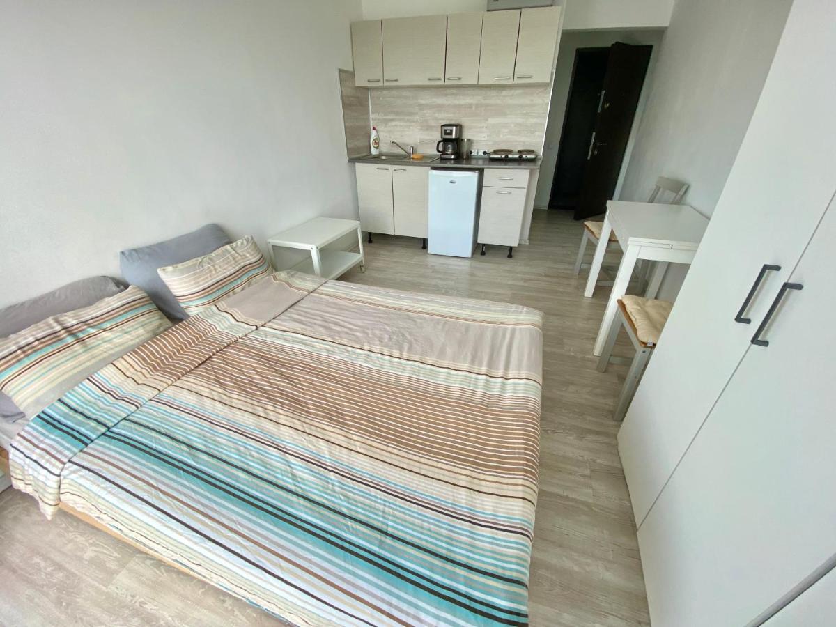 Cozy Studio Near The Center Of Cluj Exterior photo